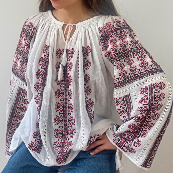 Romanian Blouse long sleeve motif Rooster red & black [3]