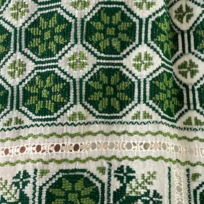 Romanian Blouse long sleeve motif The Wheel green [4]