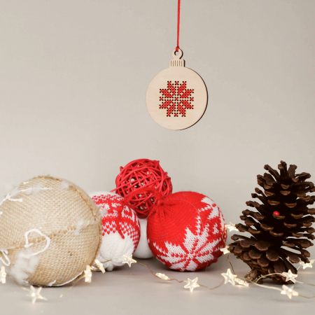 Hand stitched Wooden Christmas tree ornament - Medium Globe pattern 1 [0]
