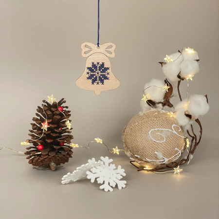 Hand stitched Wooden Christmas tree ornament - Jingle Bells pattern 2 [0]
