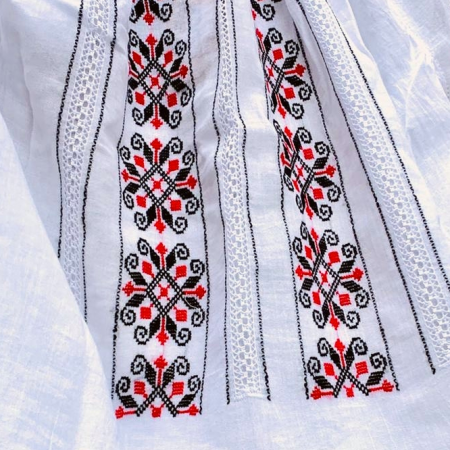 Romanian Blouse long sleeve motif Ram's Horns red- black [2]