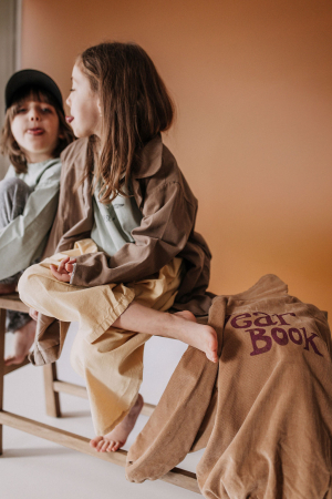 WHAT'S NEW - Geaca reiat maro YEAR BOOK