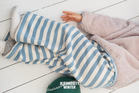 Dream Stripes – pantaloni copii căptușiți fleece, alb cu albastru [1]