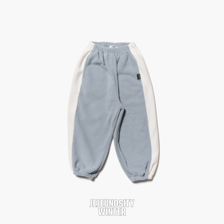 Plush Blue Sky – pantaloni copii, fleece albastru deschis