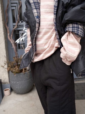 VIEW ALL - Pantaloni matlasati negri