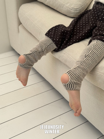 PANTALONI/ BLUGI - Riddin’ Dots – pantaloni copii cu croială specială