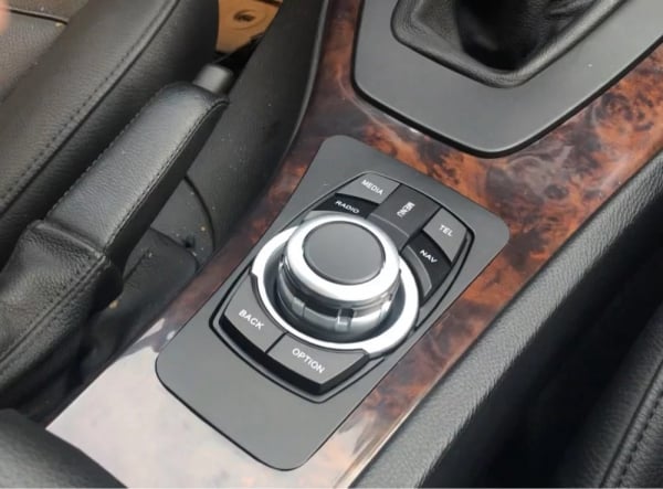 Navigatie BMW Seria 3 E90 E91 E92 ( 2005 - 2013 ) , 6 GB RAM si 64 GB ROM, Android 13 , Slot Sim 4G, Procesor Octa Core Snapdragon , Carplay, Android, Aplicatii, Usb, Wi Fi, Bluetooth [5]