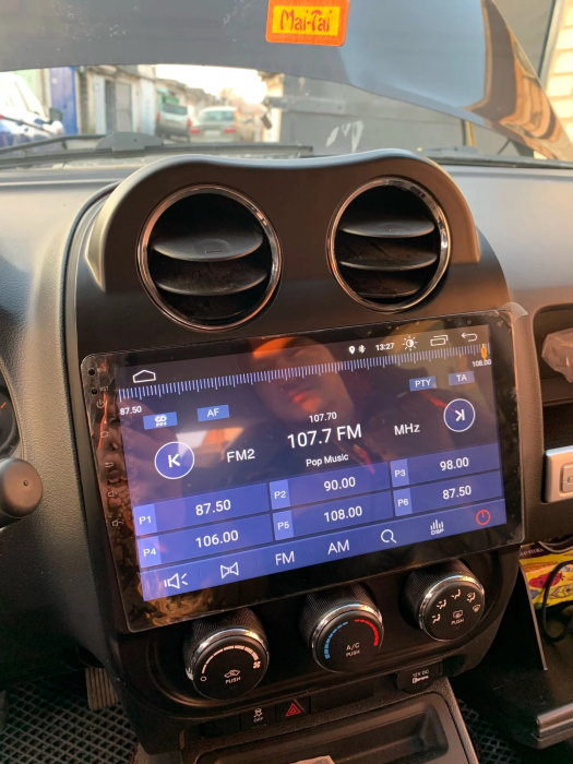 Navigatie Jeep Compass ( 2010 - 2016 ) , Android , Display 9 inch , 2GB RAM +32 GB ROM , Internet , 4G , Aplicatii , Waze , Wi Fi , Usb , Bluetooth , Mirrorlink [4]
