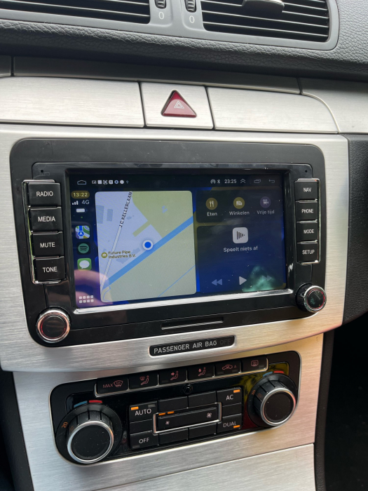 Navigatie 4GB RAM si 64GB cu Carplay pt VW Golf 5 6 Passat B6 B7 CC Tiguan Touran Polo Caddy Jetta T5 Eos Skoda Octavia Superb Seat Leon, Ecran 7 inch IPS, Slot sim 4G,  Android 14 [5]