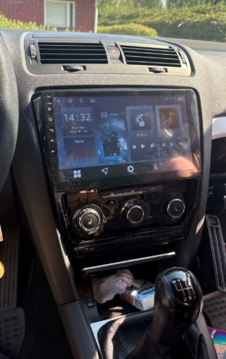 Navigatie Android 14 cu Carplay pt Skoda Octavia 2 Fabia Superb 2 Roomster Yeti , Ecran 9 inch IPS , 2 GB RAM +32 GB ROM , Internet , 4G , Aplicatii , Waze , Wi Fi , Usb , Bluetooth , Mirr [9]