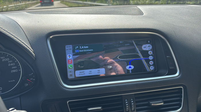 Navigatie Audi Q5 2009-2017 MMI 3G Multimedia , Android 14 , Procesor Octacore Snapdragon , 6GB RAM, Display QLED 8.8 " Touchscreen, Internet Wi-Fi si slot SIM 4G, Bluetooth, Carplay , USB [8]