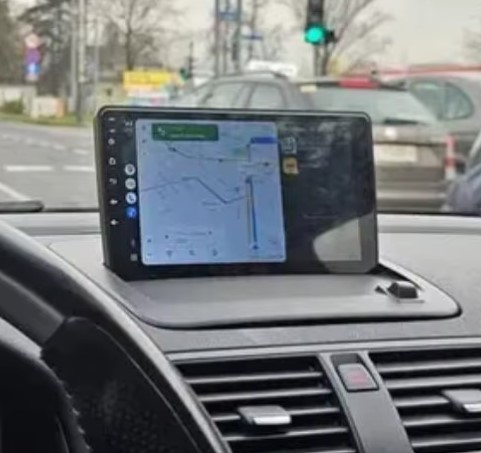 Navigatie compatibila cu Volvo C40 C30 S40 C70 V50 din 2004-2013, Android 14, Wireless Carplay si Android Auto, 2GB RAM si 32GB ROM, Display IPS 9 inch, Camera Marsarier, Internet, Aplicatii, Wi Fi, U [9]