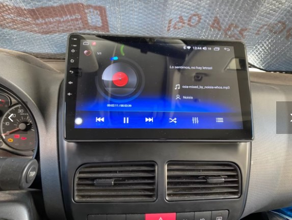 Navigatie Fiat Doblo 2010-2015 Android 14 , 4GB RAM , Procesor Quad Core , Wireless Carplay si Android auto , Display HD Touchscreen, Wi-Fi , Bluetooth, USB [6]