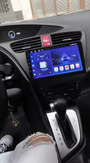 Navigatie Honda Civic Hatchback din 2012-2017, Android 14, Wireless Carplay si Android Auto, 2GB RAM si 32GB ROM, Display IPS 9 inch, Camera Marsarier, Internet, Aplicatii, Wi Fi, Usb, Bluetooth [7]