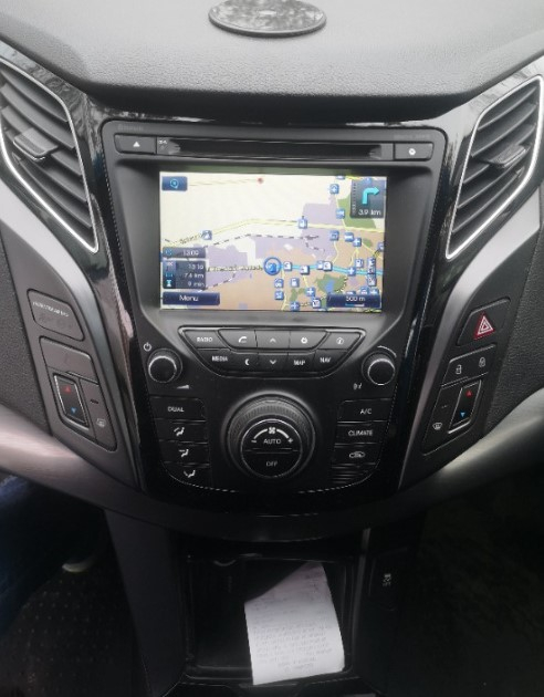 Navigatie Hyundai i40 2011-2019 Android 14 , 4GB RAM , Procesor Quad Core , Wireless Carplay si Android auto , Display HD Touchscreen, Wi-Fi , Bluetooth, USB [8]