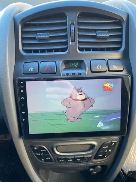 Navigatie Hyundai Sonata Fe 2001-2012 Android 14 , 4GB RAM , Procesor Quad Core , Wireless Carplay si Android auto , Display HD Touchscreen, Wi-Fi , Bluetooth, USB [8]