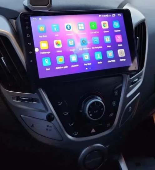 Navigatie Hyundai Veloster 2011-2017 Android 14 , 4GB RAM , Procesor Quad Core , Wireless Carplay si Android auto , Display HD Touchscreen, Wi-Fi , Bluetooth, USB [7]