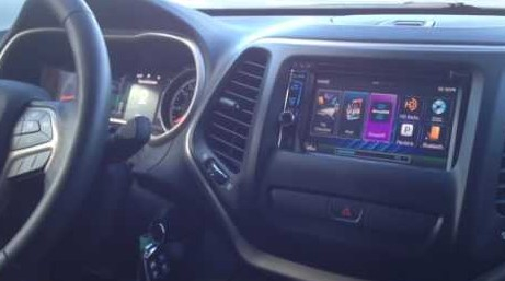 Navigatie Jeep Grand Cherokee din 2014-2020, Android 14, Wireless Carplay si Android Auto, 2GB RAM si 32GB ROM, Display IPS 9 inch, Camera Marsarier, Internet, Aplicatii, Wi Fi, Usb, Bluetooth [5]
