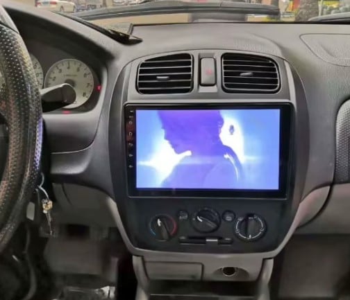Navigatie Mazda 5 din 2005-2010, Rezolutie 2K, Display QLED 9.5 inch, 4GB RAM si 64GB ROM, Android, Procesor Octacore, Slot sim 4G, Sunet DSP, Wireless Carplay si Android Auto, Camera Marsarier, USB, [10]