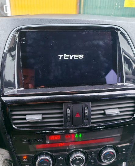 Navigatie Mazda CX5 din 2011-2017 , Android 14 , 4GB RAM , Procesor Quad Core , Wireless Carplay si Android auto , Display HD Touchscreen, Wi-Fi , Bluetooth, USB [9]