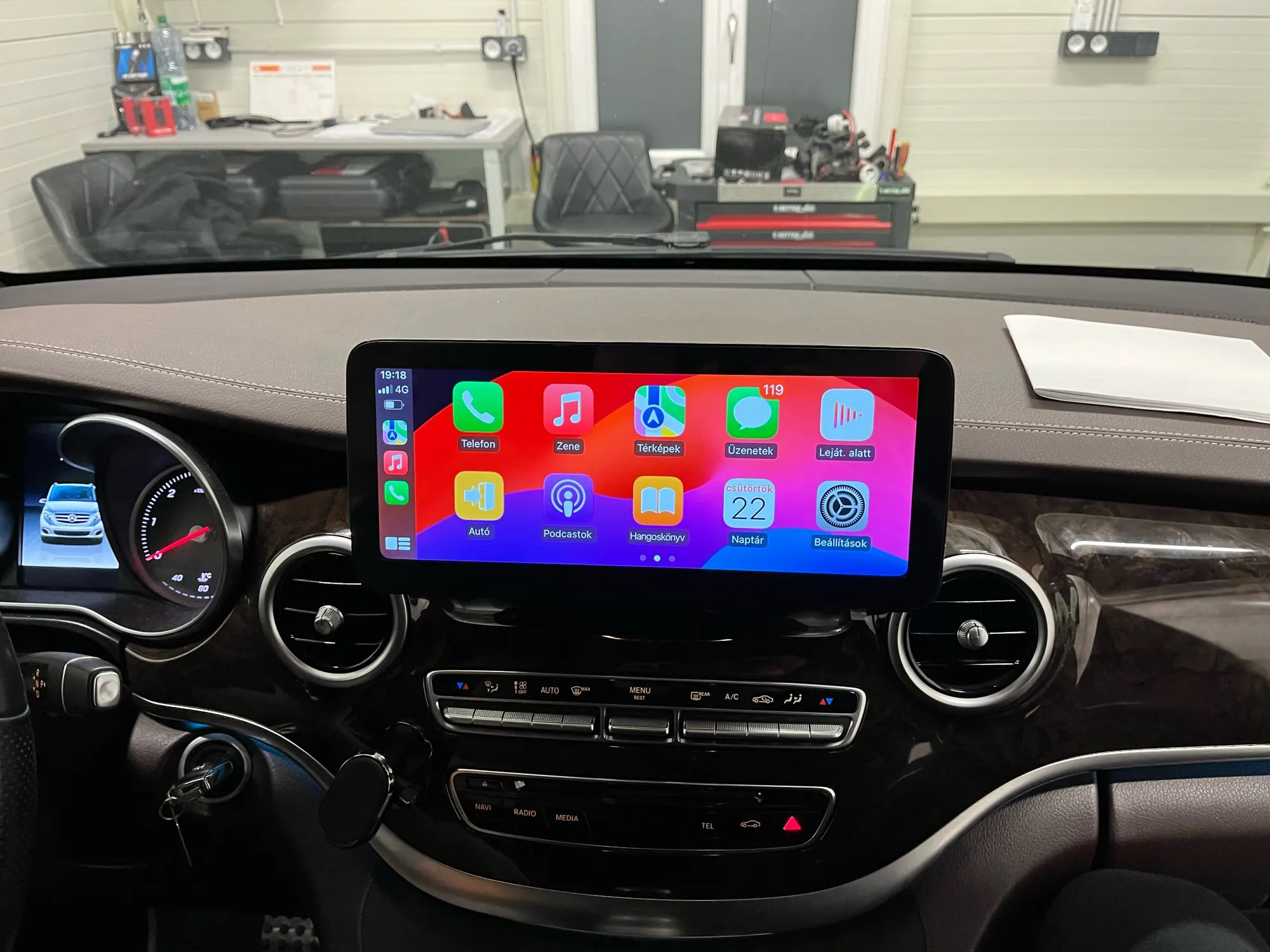 Navigatie Mercedes GLC X253 din 2015-2018 Display 12.5 inch Full HD Bluray 8GB RAM [3]