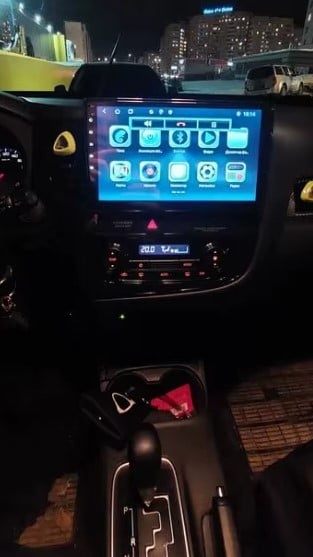 Navigatie Mitsubishi Outlander 3 ( 2013 - 2018 ) , Android 14 , Display 9 inch , 2GB RAM +32 GB ROM , Internet , 4G , Aplicatii , Waze , Wi Fi , Usb , Bluetooth , Mirrorlink [7]