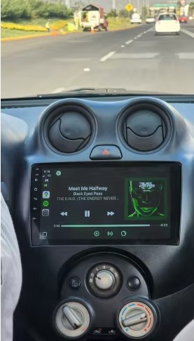 Navigatie Nissan March 2010 - 2013 Android 14 , 4GB RAM , Procesor Quad Core , Wireless Carplay si Android auto , Display HD Touchscreen, Wi-Fi , Bluetooth, USB [5]