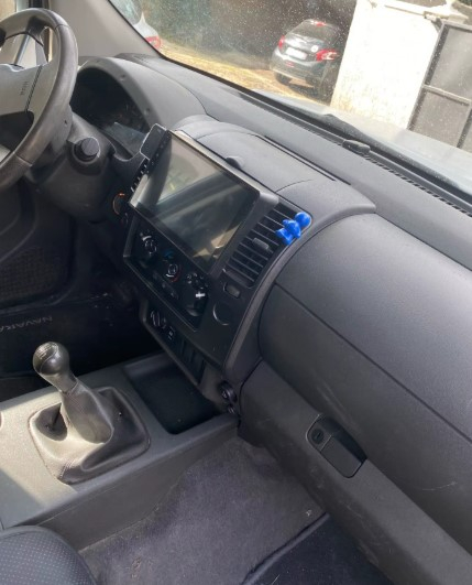 Navigatie Nissan Navara 2004 - 2010 Android 14 , 4GB RAM , Procesor Quad Core , Wireless Carplay si Android auto , Display HD Touchscreen, Wi-Fi , Bluetooth, USB [7]