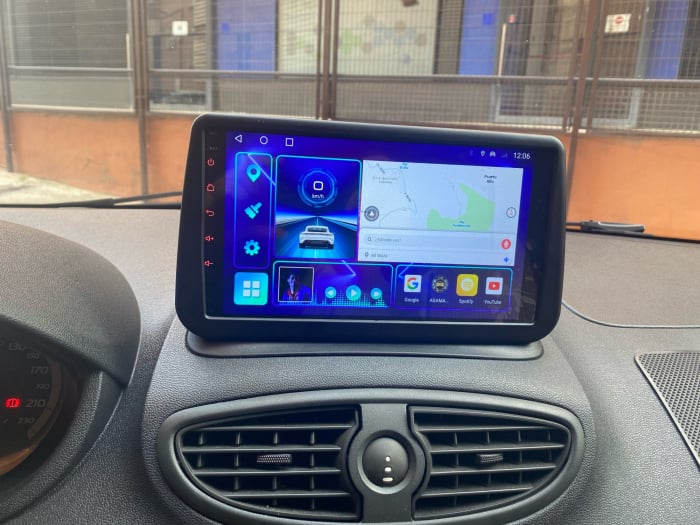 Navigatie Renault Clio 3 din 2006-2019 Android 14 , 4GB RAM , Procesor Quad Core , Wireless Carplay si Android auto , Display HD Touchscreen, Wi-Fi , Bluetooth, USB [7]