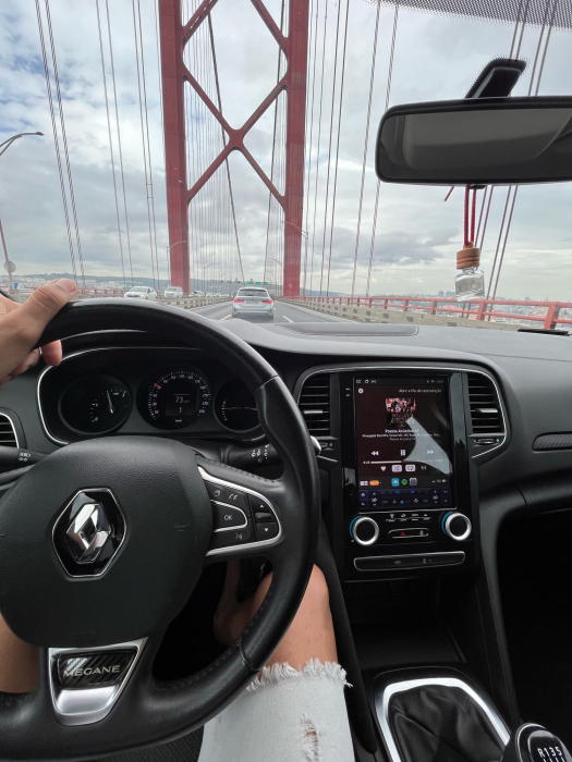 Navigatie Renault Megane 4 , Display Tesla 9.7 inch , 4GB RAM [5]