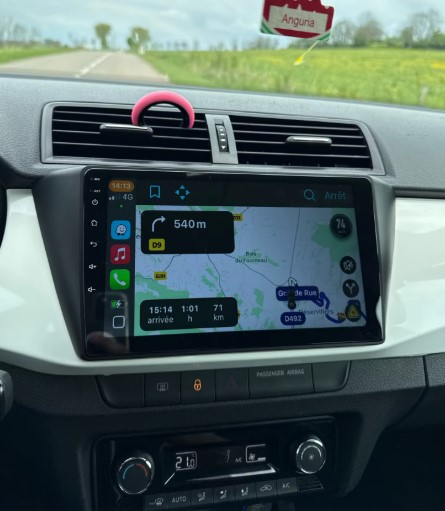 Navigatie Skoda Fabia din 2015-2021, Android 14, Wireless Carplay si Android Auto, 2GB RAM si 32GB ROM, Display IPS 9 inch, Camera Marsarier, Internet, Aplicatii, Wi Fi, Usb, Bluetooth [10]