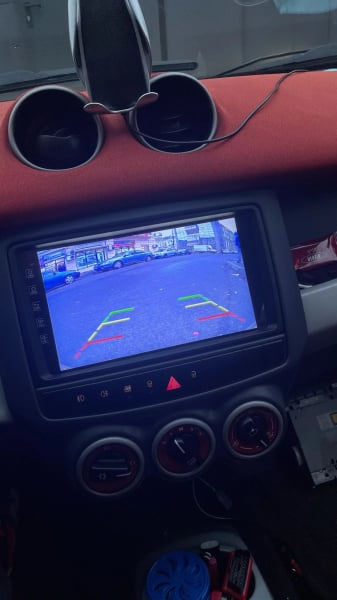 Navigatie Smart din 2006-2010, Android 14 , 4GB RAM, Octacore, Slot Sim 4G, DSP, GPS, Wi-FI, Carplay, Android Auto, USB, Bluetooth, Waze, Touchscreen, 9 inch [3]