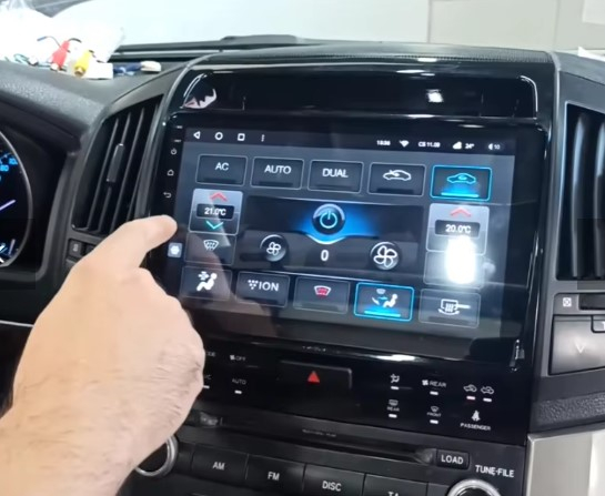Navigatie Toyota Land Cruiser 200 din 2015-2018 Android 14 , 4GB RAM , Procesor Quad Core , Wireless Carplay si Android auto , Display HD Touchscreen, Wi-Fi , Bluetooth, USB [8]