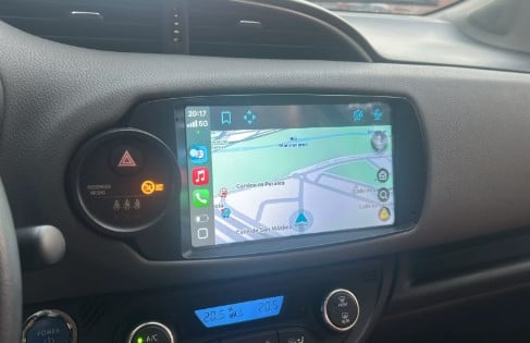 Navigatie Toyota Yaris din 2010-2018 Android 14 , 4GB RAM , Procesor Quad Core , Wireless Carplay si Android auto , Display HD Touchscreen, Wi-Fi , Bluetooth, USB [5]