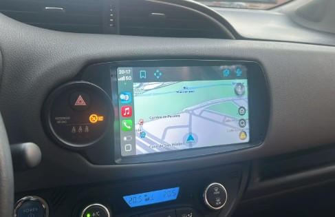 Navigatie Toyota Yaris din 2010-2018, Android 14, Wireless Carplay si Android Auto, 2GB RAM si 32GB ROM, Display IPS 9 inch, Camera Marsarier, Internet, Aplicatii, Wi Fi, Usb, Bluetooth [5]