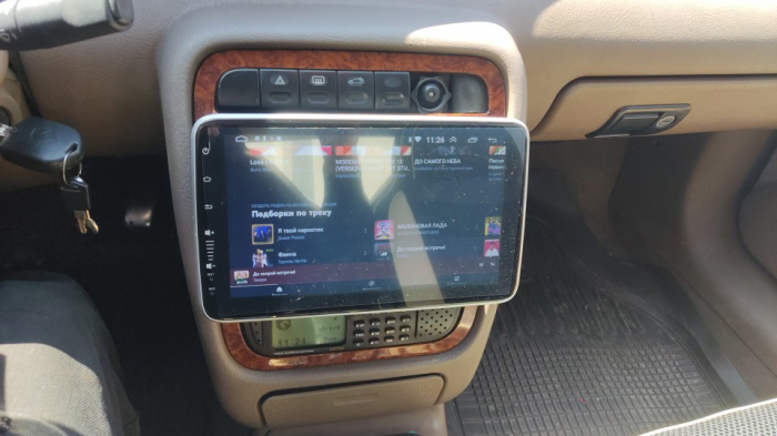 Navigatie Universala 1DIN cu display 9 inch, Android 14, 4GB RAM si 64GB ROM, Wireless Carplay si Android Auto, Procesor Octacore, Slot sim 4G, Sunet DSP, Camera Marsarier, Bluetooth, USB, Wi Fi, Radi [6]