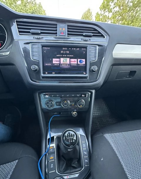 Navigatie Volkswagen Tiguan din 2016 - 2023 , 8GB RAM si 128GB ROM, Ecran QLED 10 inch, Android 14, Procesor Octacore, Slot sim 4G, Sunet DSP, Wireless Carplay si Android Auto, Camera Marsarier [7]