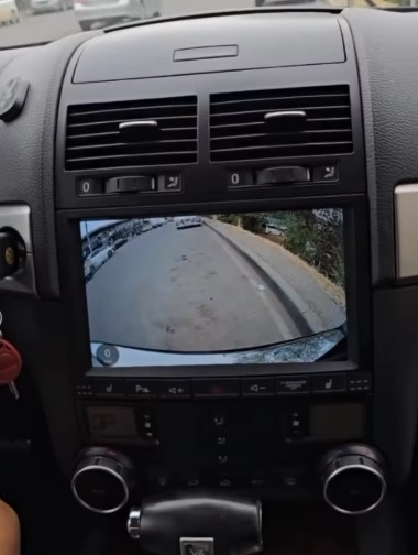 Navigatie VW Touareg ( 2002 - 2011 ) 4GB RAM si 64GB ROM, Ecran QLED 9 inch, Android 14, Procesor Octacore, Slot sim 4G, Sunet DSP, Wireless Carplay si Android Auto, Camera Marsarier [7]