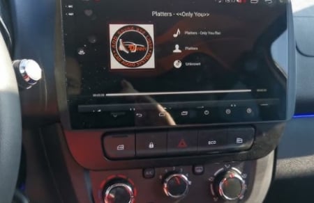 Navigatie Dacia Spring din 2015 - 2022, Android 14 , 4GB RAM, Octacore, Slot Sim 4G, DSP, GPS, Wi-FI, Carplay, Android Auto, USB, Bluetooth, Waze, Touchscreen, 9 inch [6]