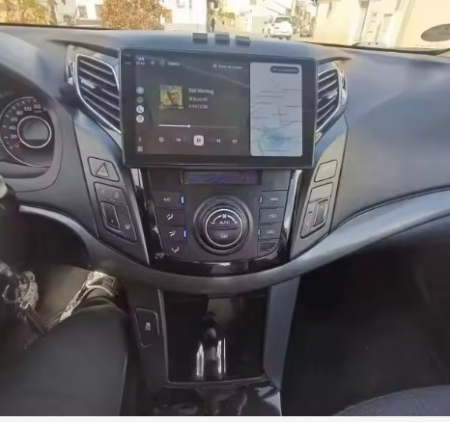 Navigatie Hyundai i40 2011-2019 Android 14 , 4GB RAM , Procesor Quad Core , Wireless Carplay si Android auto , Display HD Touchscreen, Wi-Fi , Bluetooth, USB [5]