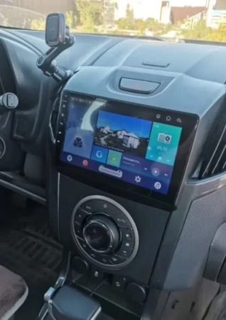 Navigatie Isuzu D MAX din 2012-2019 Android 14 , 4GB RAM , Procesor Quad Core , Wireless Carplay si Android auto , Display HD Touchscreen, Wi-Fi , Bluetooth, USB [6]