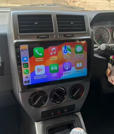 Navigatie Jeep Compass din 2006-2010 Android 14 , 4GB RAM , Procesor Quad Core , Wireless Carplay si Android auto , Display HD Touchscreen, Wi-Fi , Bluetooth, USB [9]