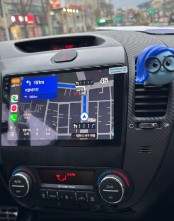 Navigatie Kia Ceed din 2006 - 2012, Rezolutie 2K, Ecran QLED 9.5 inch, 8GB RAM si 128GB ROM, Android, Procesor Octacore, Slot sim 4G, Sunet DSP, Wireless Carplay [3]