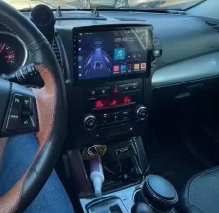 Navigatie Kia Sorento 2 2012 - 2014 Android 14 , 4GB RAM , Procesor Quad Core , Wireless Carplay si Android auto , Display HD Touchscreen, Wi-Fi , Bluetooth, USB [5]