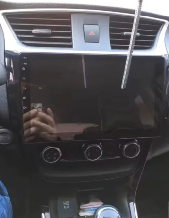 Navigatie Nissan Sylphy 2012 - 2018 Android 14 , 4GB RAM , Procesor Quad Core , Wireless Carplay si Android auto , Display HD Touchscreen, Wi-Fi , Bluetooth, USB [6]