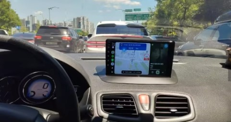 Navigatie Renault Megane 3 Fluence din 2009-2015, Rezolutie 2K, Ecran QLED 9.5 inch, 8GB RAM si 128GB ROM, Android, Procesor Octacore, Slot sim 4G, Sunet DSP, Wireless Carplay [6]