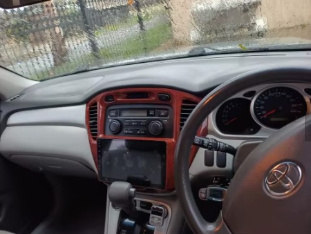 Navigatie Toyota Highlander 2000 - 2007 Android 14 , 4GB RAM , Procesor Quad Core , Wireless Carplay si Android auto , Display HD Touchscreen, Wi-Fi , Bluetooth, USB [7]