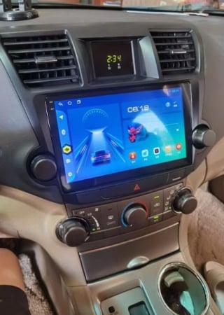 Navigatie Toyota Highlander din 2007-2013, Rezolutie 2K, Display QLED 9.5 inch, 4GB RAM si 64GB ROM, Android, Procesor Octacore, Slot sim 4G, Sunet DSP, Wireless Carplay si Android Auto, Camera Marsar [6]