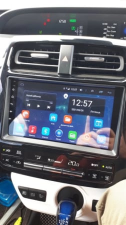 Navigatie Toyota Prius din 2016-2020 Android 14 , 4GB RAM , Procesor Quad Core , Wireless Carplay si Android auto , Display HD Touchscreen, Wi-Fi , Bluetooth, USB [4]
