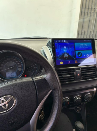 Navigatie Toyota Yaris din 2016-2019, Rezolutie 2K, Display QLED 9.5 inch, 4GB RAM si 64GB ROM, Android, Procesor Octacore, Slot sim 4G, Sunet DSP, Wireless Carplay si Android Auto, Camera Marsarier, [10]